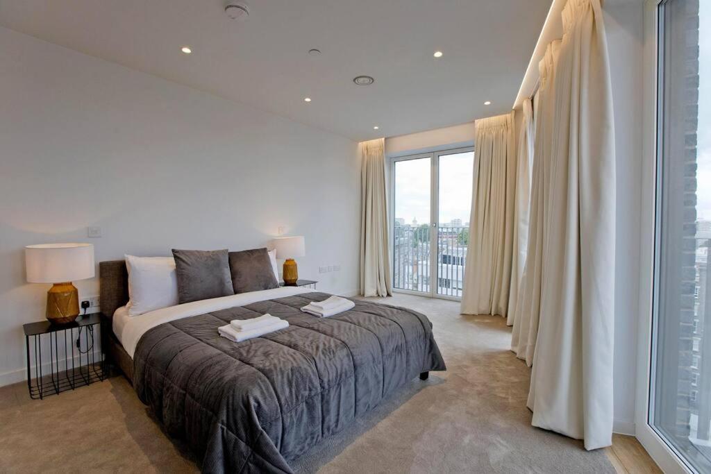 Kings Cross 2 Bed With City Views, Ac, Balcony Lägenhet London Exteriör bild